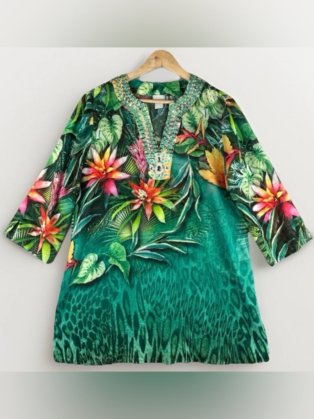 Chico's Green Tropical Embellished V-Neck Tunic Size 1 (Med)